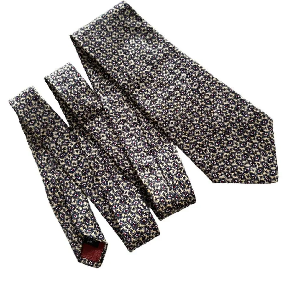 Halston III vintage 100% silk geometric pattern print tie 4” w